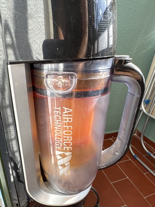 Aspirador rowenta com vapor quente