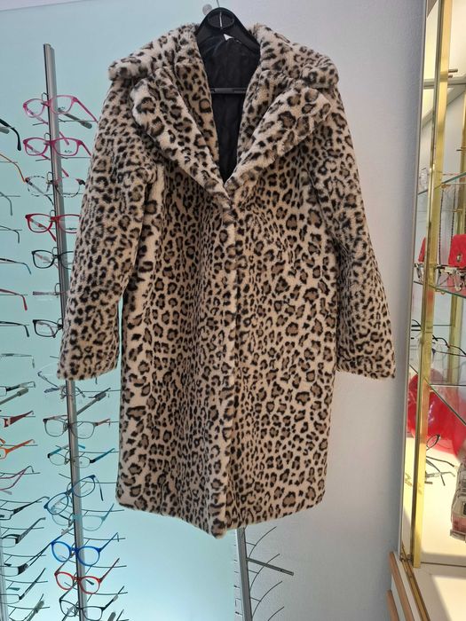 Casacos estampado de leopardo 60€