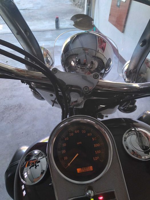 HARLEY DAVIDSON SOFTAIL HERITAGE
