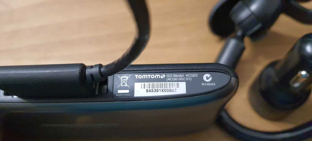 GPS TOMTOM 4CQ02 Go Live 1005 em ótimo estado.