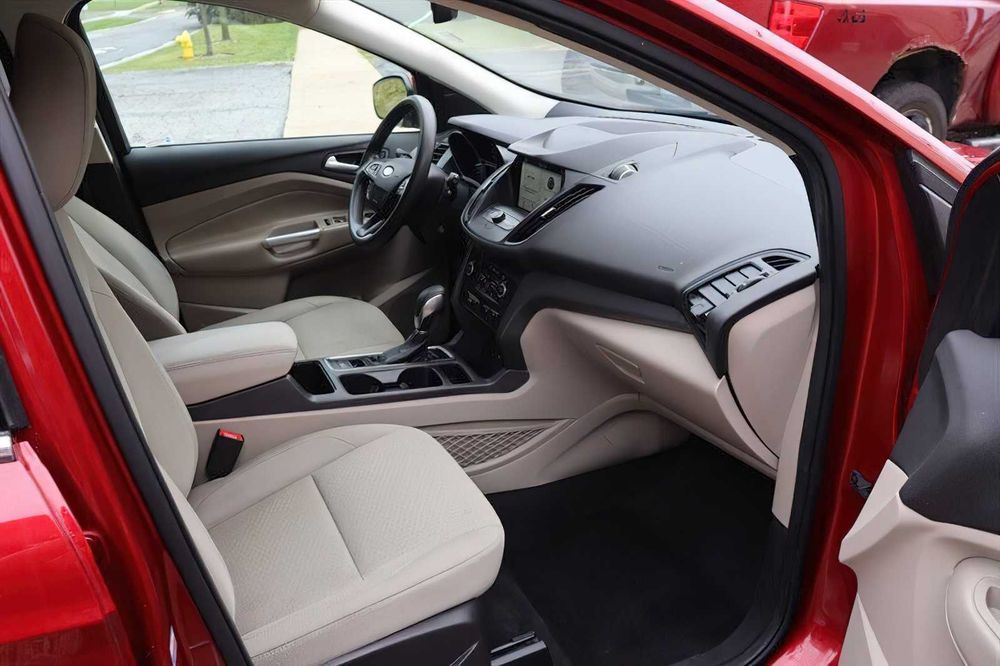 Ford Escape SEL      2019