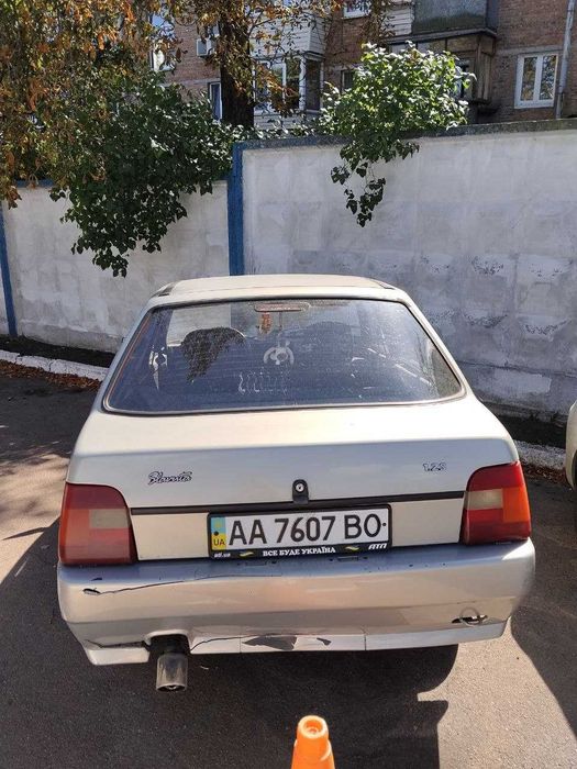Продам автомобіль Славута