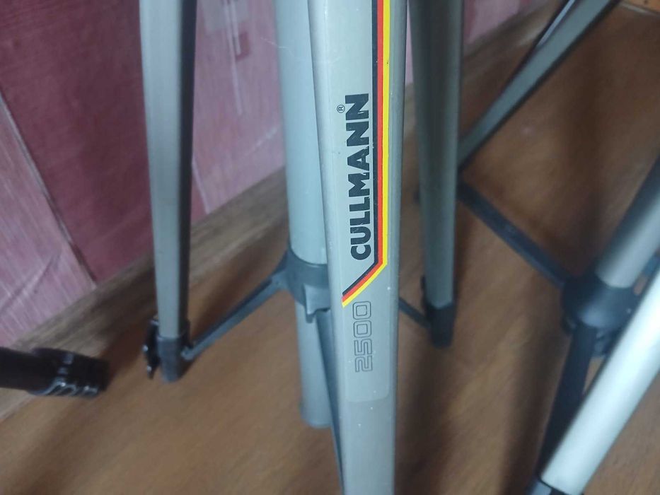Відео  Штативи професійні Benro A2573F  висота 2 м Cullman 3100Cullman 2500