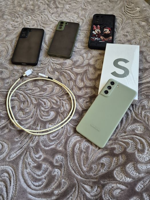 Продам Samsung Galaxy s21fe