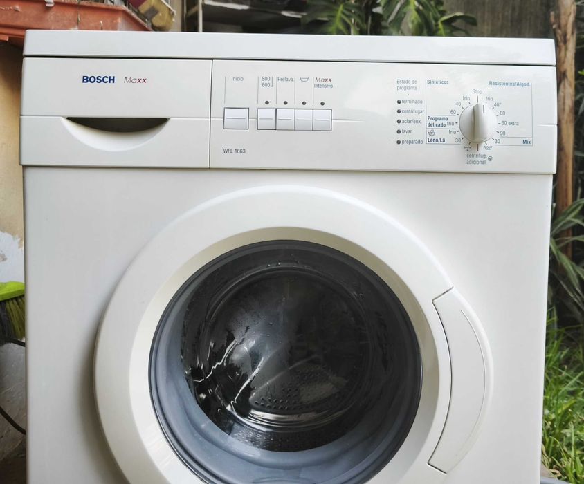 Máquina de Lavar Roupa Bosch ( entrega )