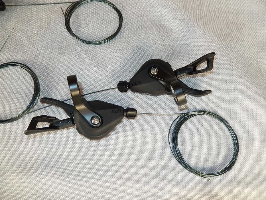 Манетка Shimano M7100, M8130, M9000, M5130, M6000, M6100, M4100, RS700