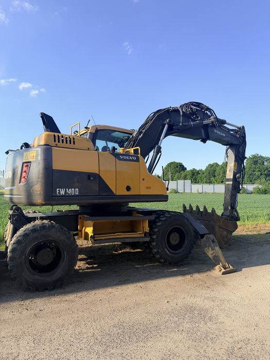 Volvo ew140d  rok 2013