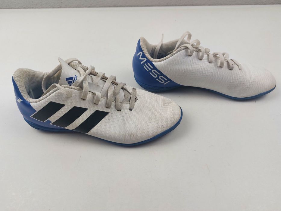 Ténis futsal adidas 36 Messi brancos