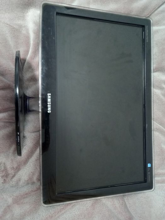 Монитор Samsung  60hz