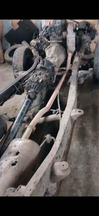 L200 4x4 2.5 tdi 2010 розборка