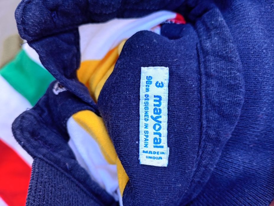 Saco com mais de 100 peças, roupa semi nova de menino 2/ 4 anos