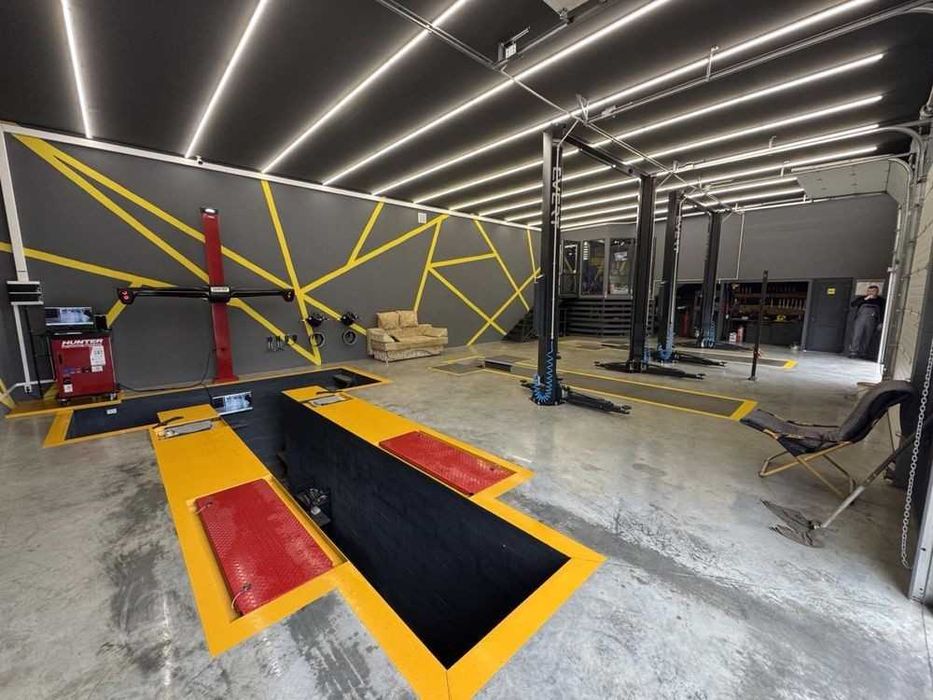 р Продаж сучасного СТО на власній ділянці 8 соток Обладнане