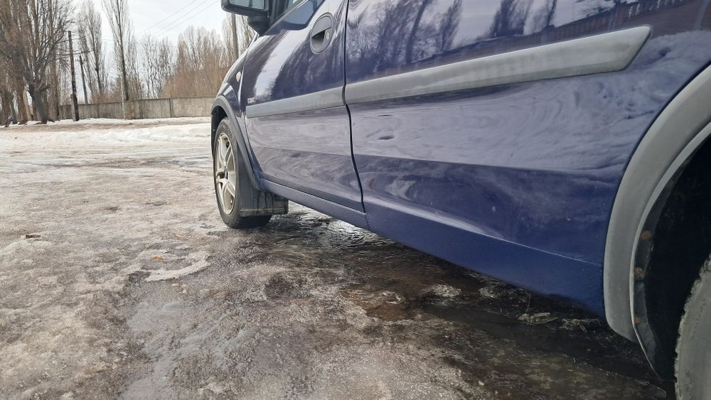 Продаю опель комбо 2005рік 1.7 дизель