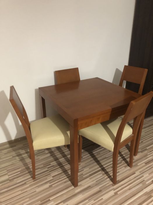 BRW stoł +4 krzesła