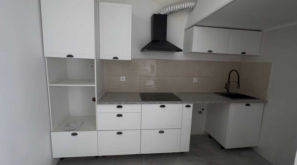 Excelente oportunidade em Couço, Coruche — Três moradias T2 (duas remodeladas) — 150.000€ negociáveis