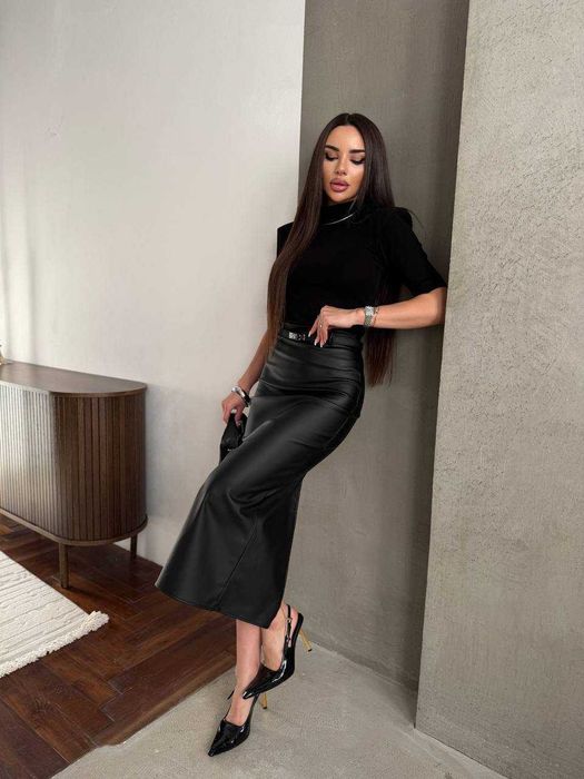 Шкіряна жіноча спідниця