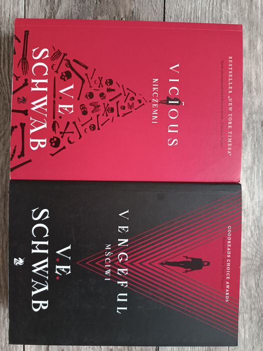 Nikczemni + Mściwi - V.E. Schwab