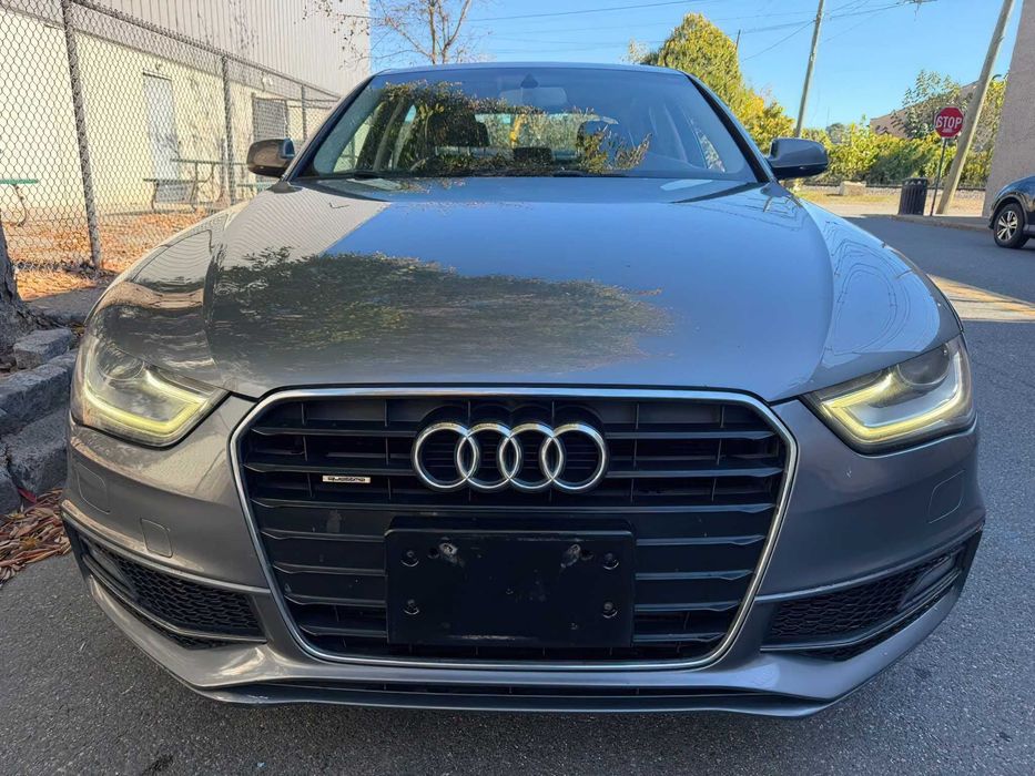Audi A4      2015