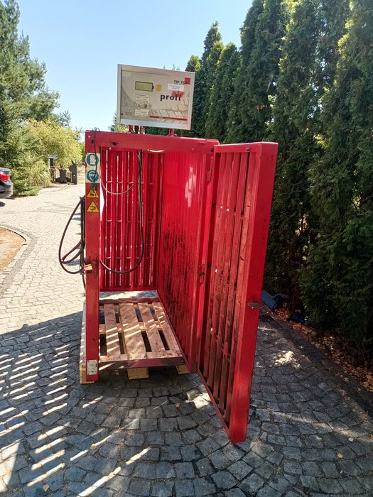 Kosz do pompowania kół