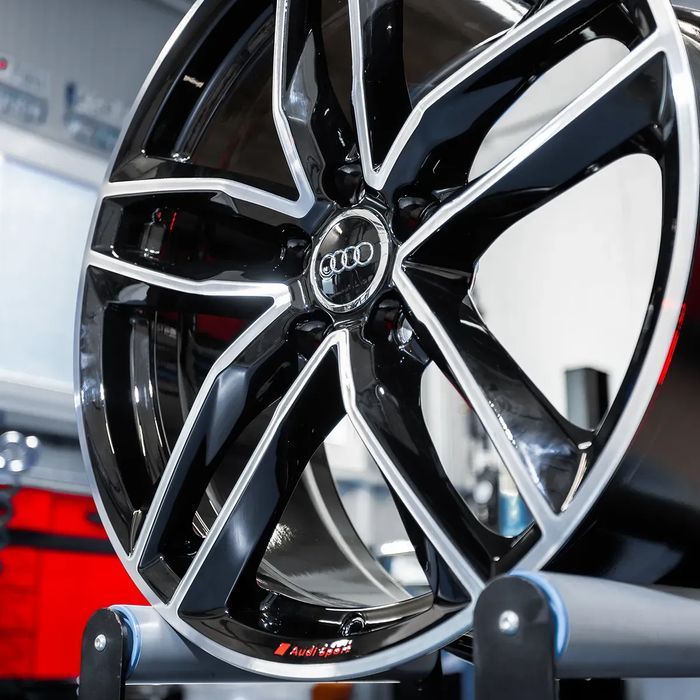 Oryginalne Felgi Audi 19" A3 A4 A6 A8 TT TTS