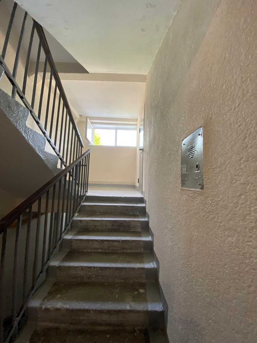 Продажа 2-комнатной квартиры, ул.Калиновая 94,ремонт,безнал,срочно.