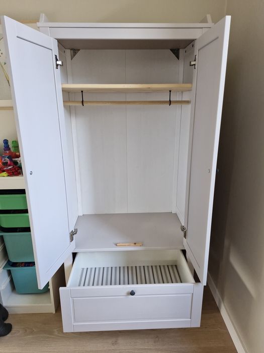 Roupeiro criança SUNDVIK