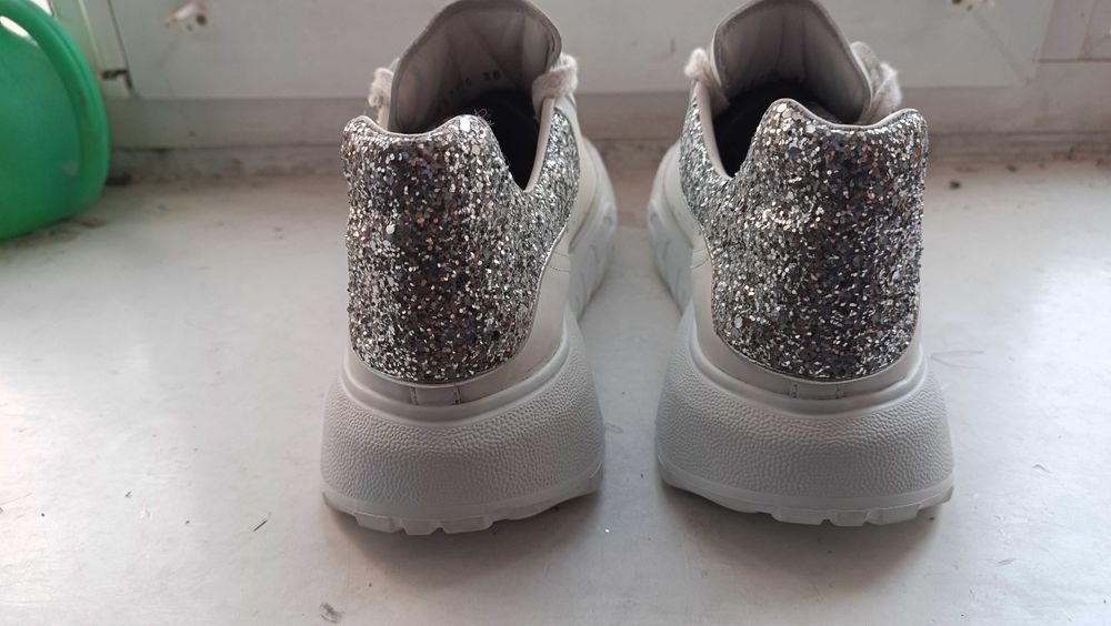 Преміум кросівки Alexander McQueen Original Made in Italy.Р 38.25. см