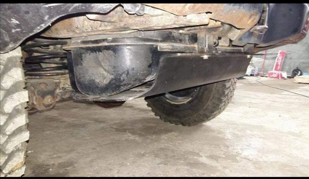 Resguardo deposito combustível  Pajero MK 1 / V20 / Hyundai Gall