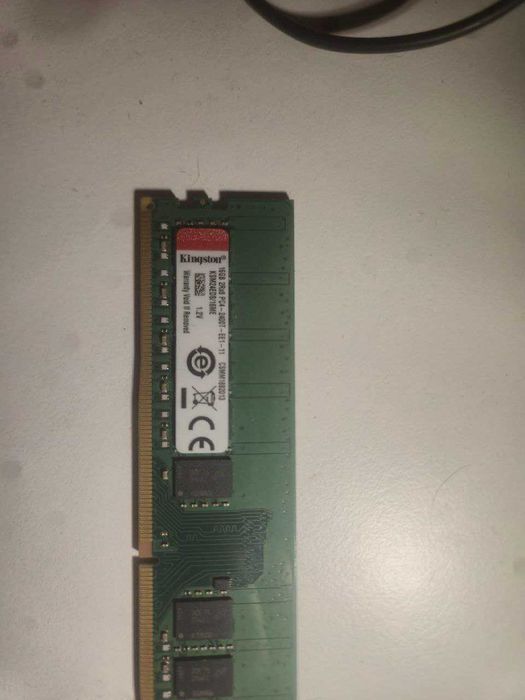 Оперативна пам'ять Kingston DDR4-2400 16384MB PC419200 (KSM24ED8/16ME)