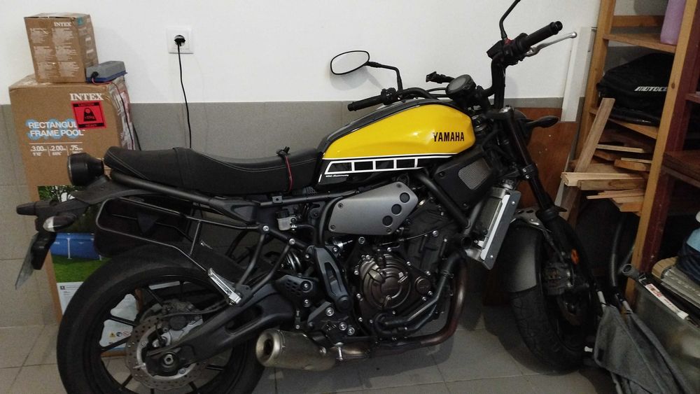 Mota Yamaha como nova - XSR-700 edição especial aniversário 60 anos