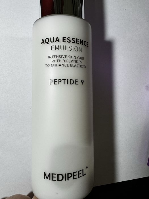 Емульсія з пептидами Medi Peel Peptide 9