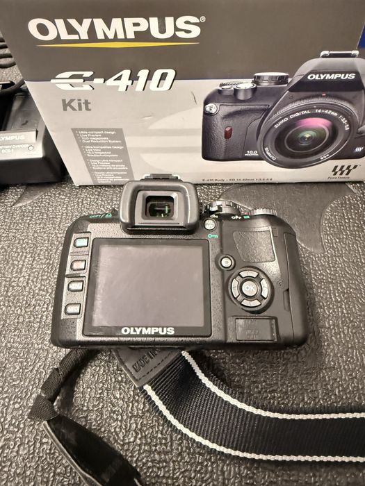 Máquina Fotográfica Olympus E-410 (C/Avaria)