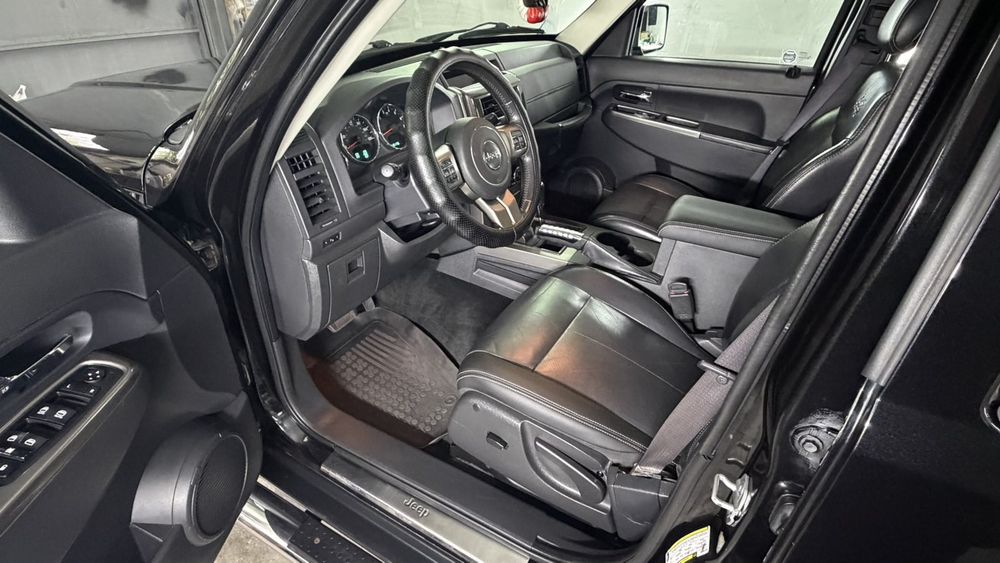 Jeep cherokee  KK