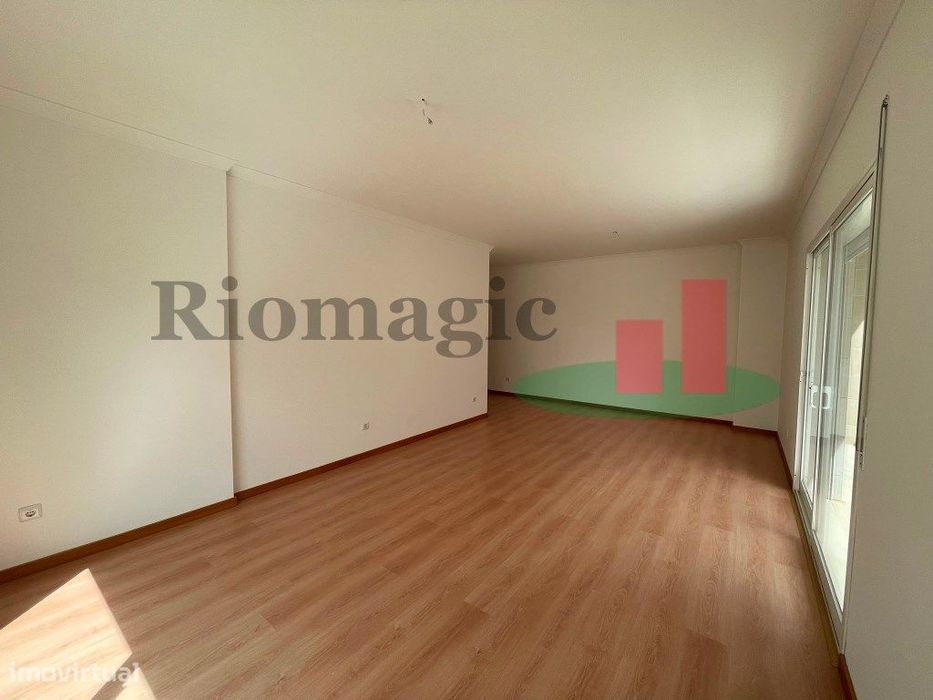 Apartamento T3 Rio Maior***RIOMAGIC***