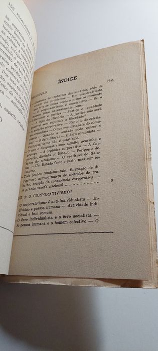 Problemas da Revolução Corporativa - Marcelo Caetano (1941)