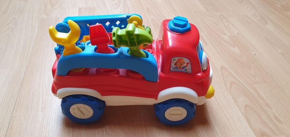 Autko interaktywne Clementoni + gratisy