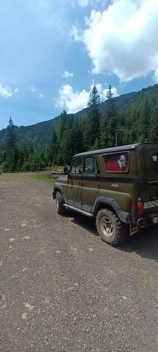 Таксі на озеро  Синевир