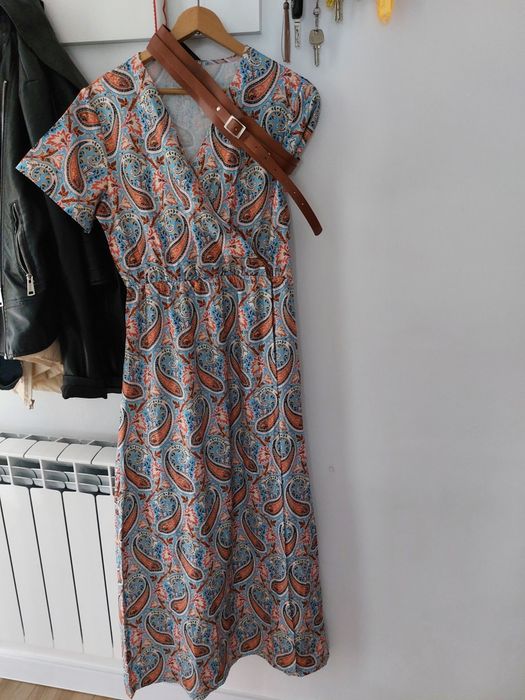 Sukienka maxi uniw.