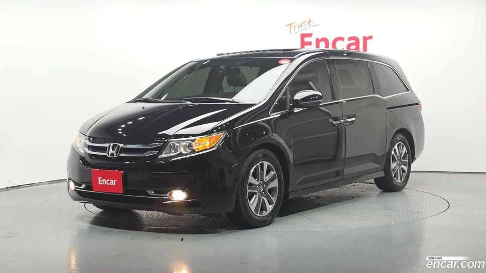 Honda Odyssey Honda Odyssey 3.5 V6 | Automat | Benzyna | 2015 | 248KM