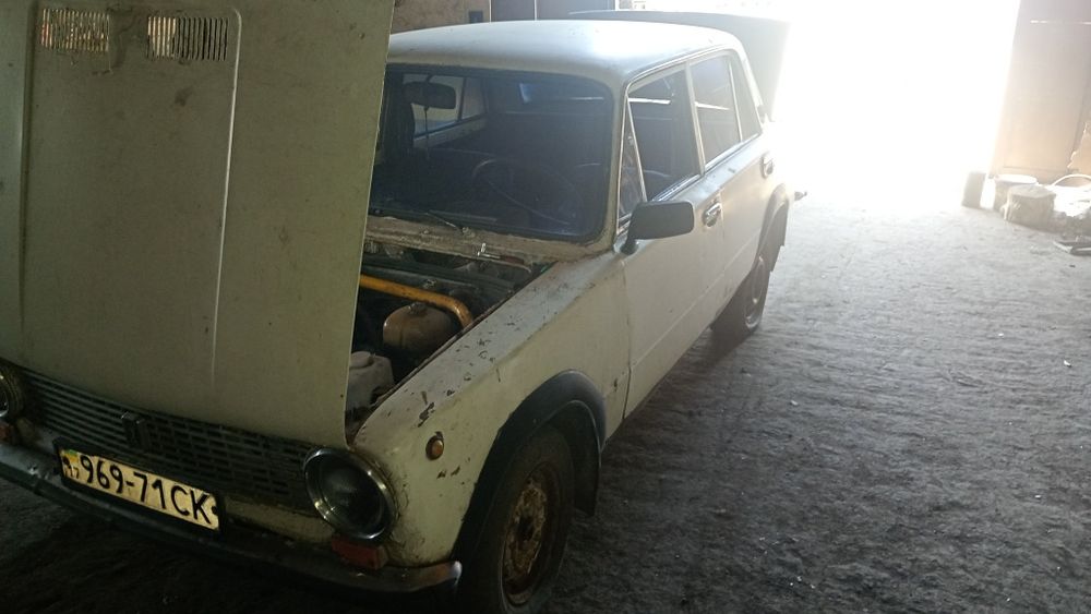 Продам ВАЗ 21011 на болти