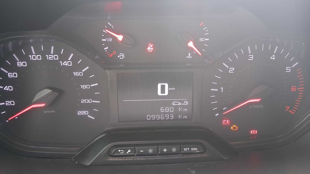 Peugeot Partner Longa 3 Lugares Nacional 2023 IVA Dedutível