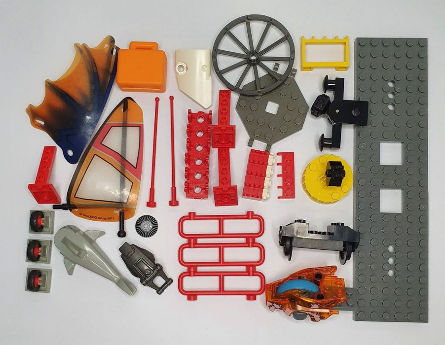 Lego 90-х аксессуары и детали минифигурок