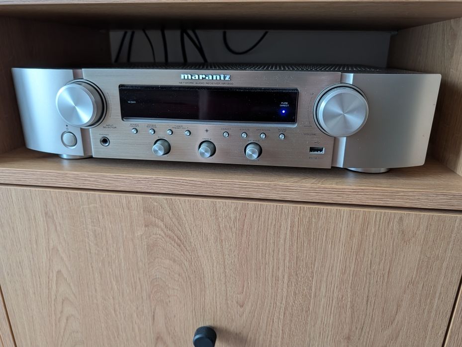 Amplituner Marantz NR1200 + kabel HDMI QED