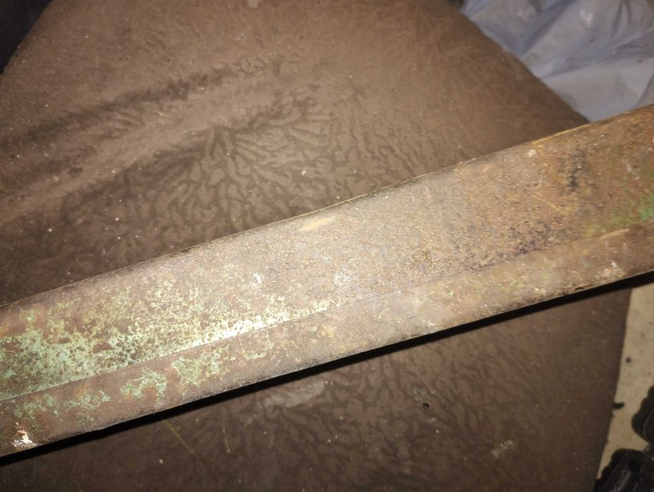 Stara metalowa skrzynka