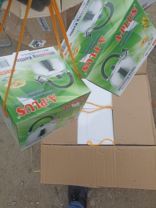 Якість супер!  2,5 л. Для усіх видів плит Нові чайники зі свистком.