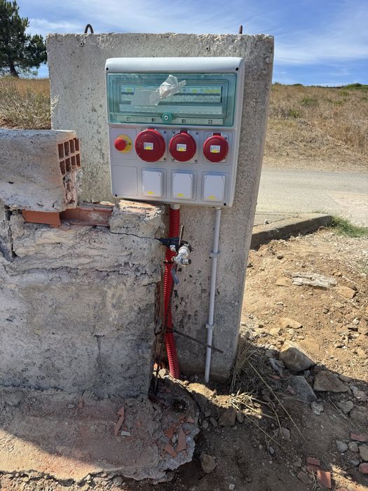 Trabalhos electricidade  todo tipo de trabalhos  e trabanhamos para E-Redes