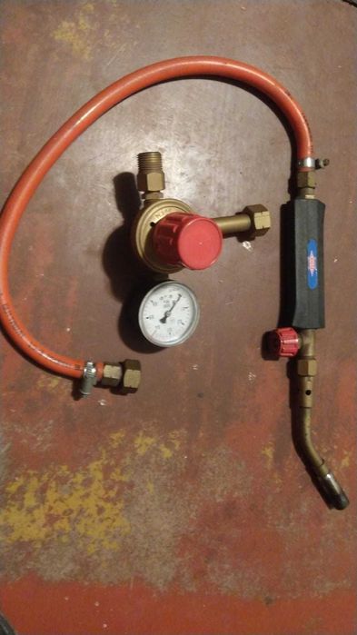 Zestaw do lutowania gazowego propan/butan palnik, reduktor Perun + wąż