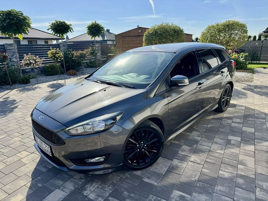Ford Focus Focus ST-Line 2,0 D 144 tys km Śliczny lakier Stan Bardzo Dobry