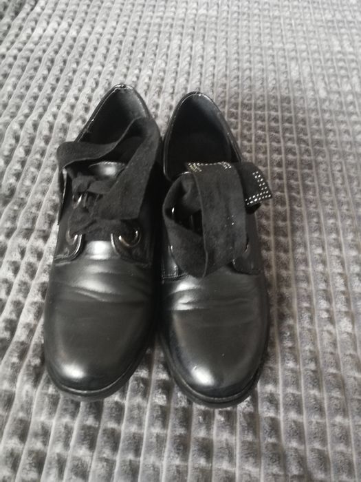 Buty damskie /młodzieżowe rozm 38 Jenny Feiry