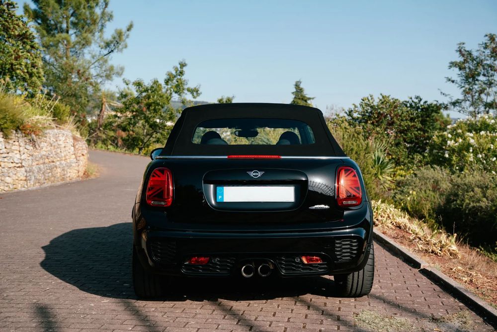MINI Cabrio John Cooper Works Auto Desportiva